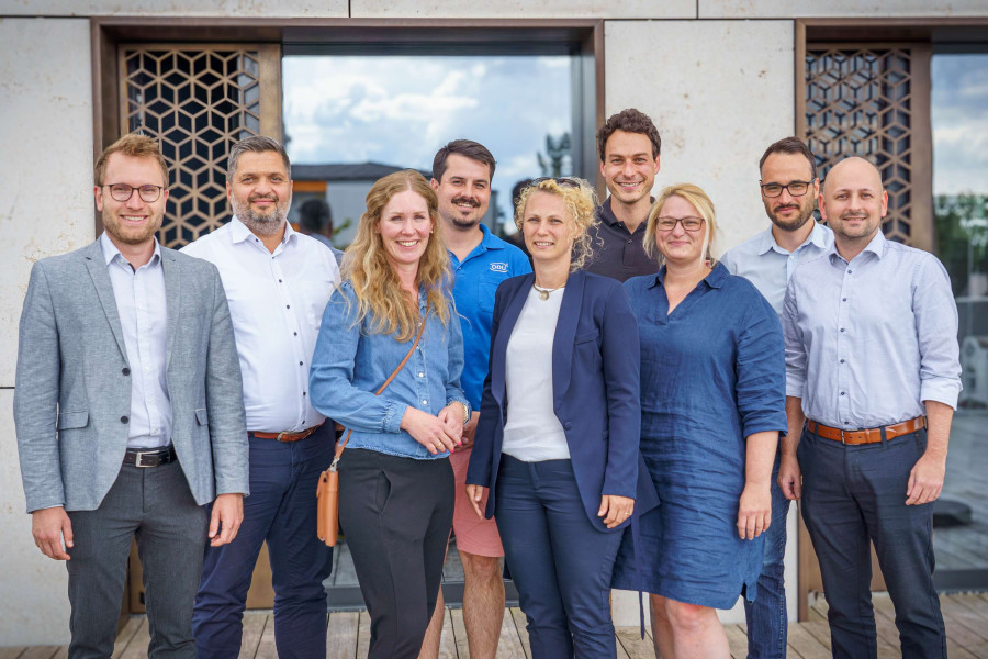 Wirtschaftsjunioren Alt&ouml;tting zu Gast bei Hinterschwepfinger