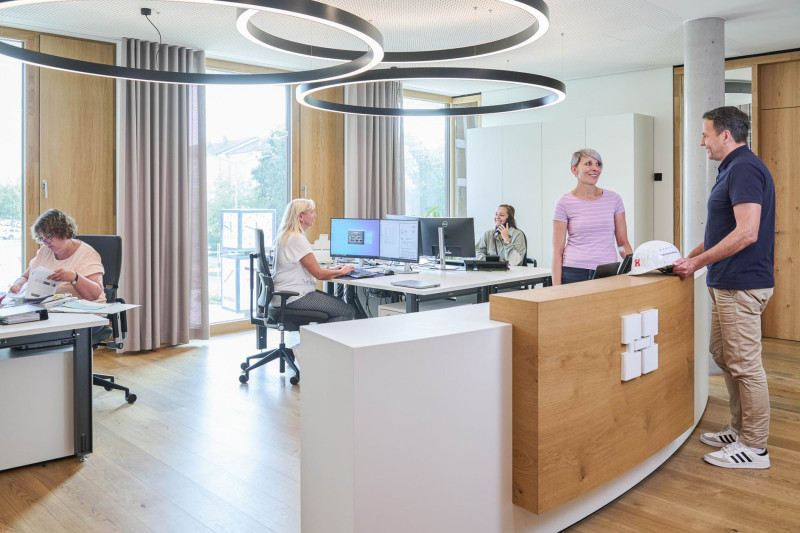 Hinterschwepfinger B&uuml;ro Empfang