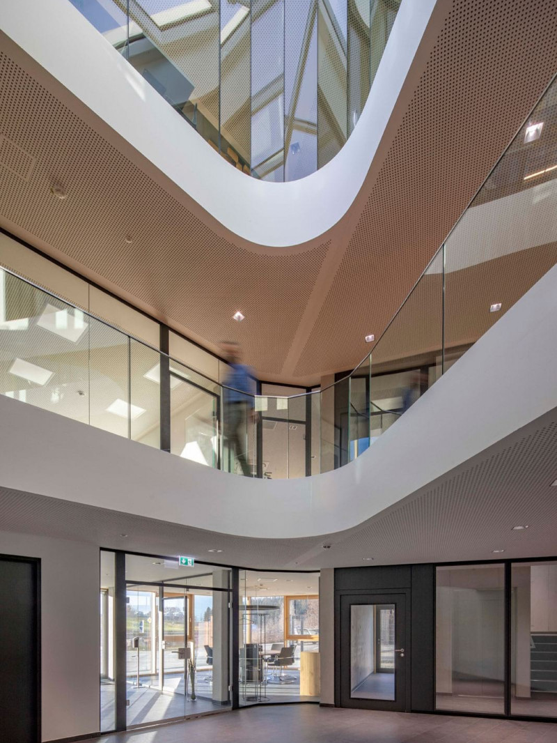 Franz Rinke Baustoffe Verwaltungsgeb&auml;ude Atrium