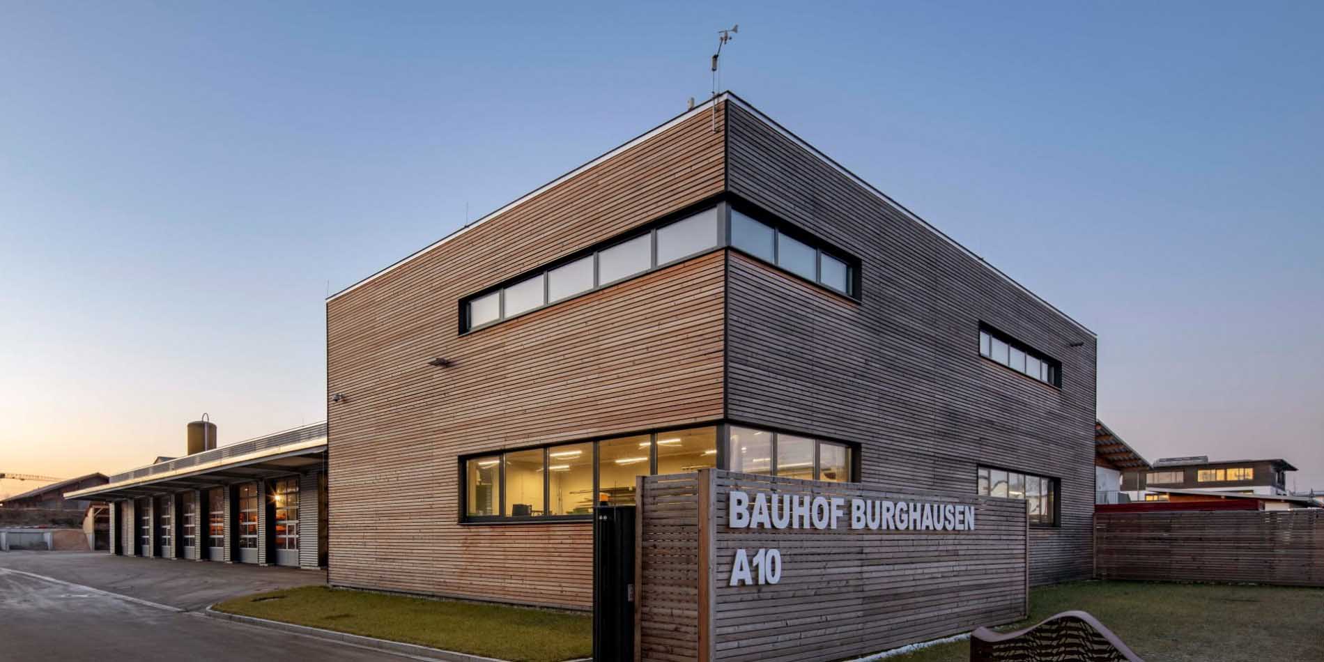Planung und Neubau eines st&auml;dtischen Bauhofs mit Schlosserei, Fahrzeug- und Waschhallen sowie Salzlager