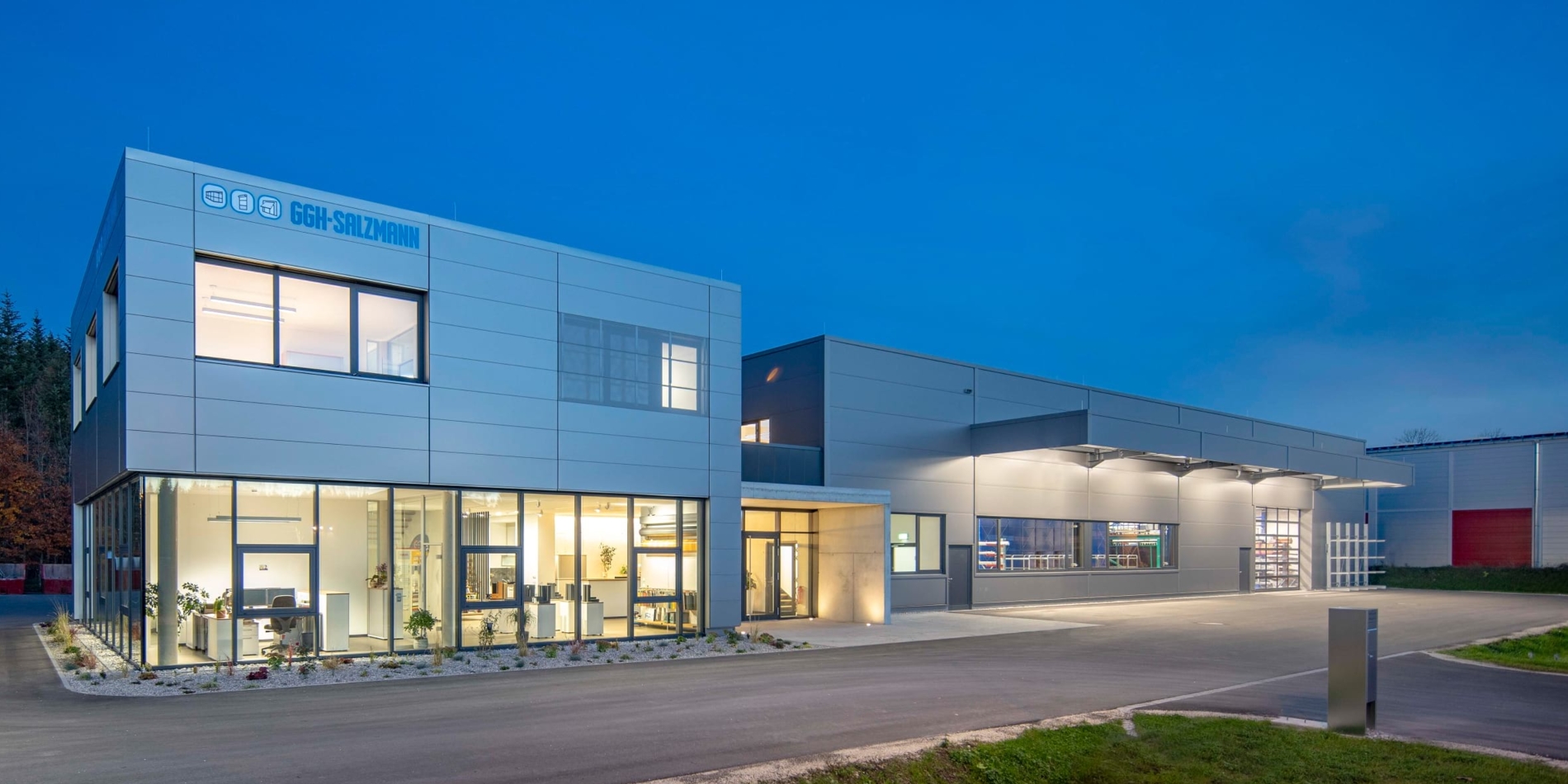 Standortplanung, Generalplanung und Neubau eines B&uuml;ro- und Produktionsgeb&auml;udes